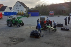 Sandsackfüllen am 23. Oktober 2021